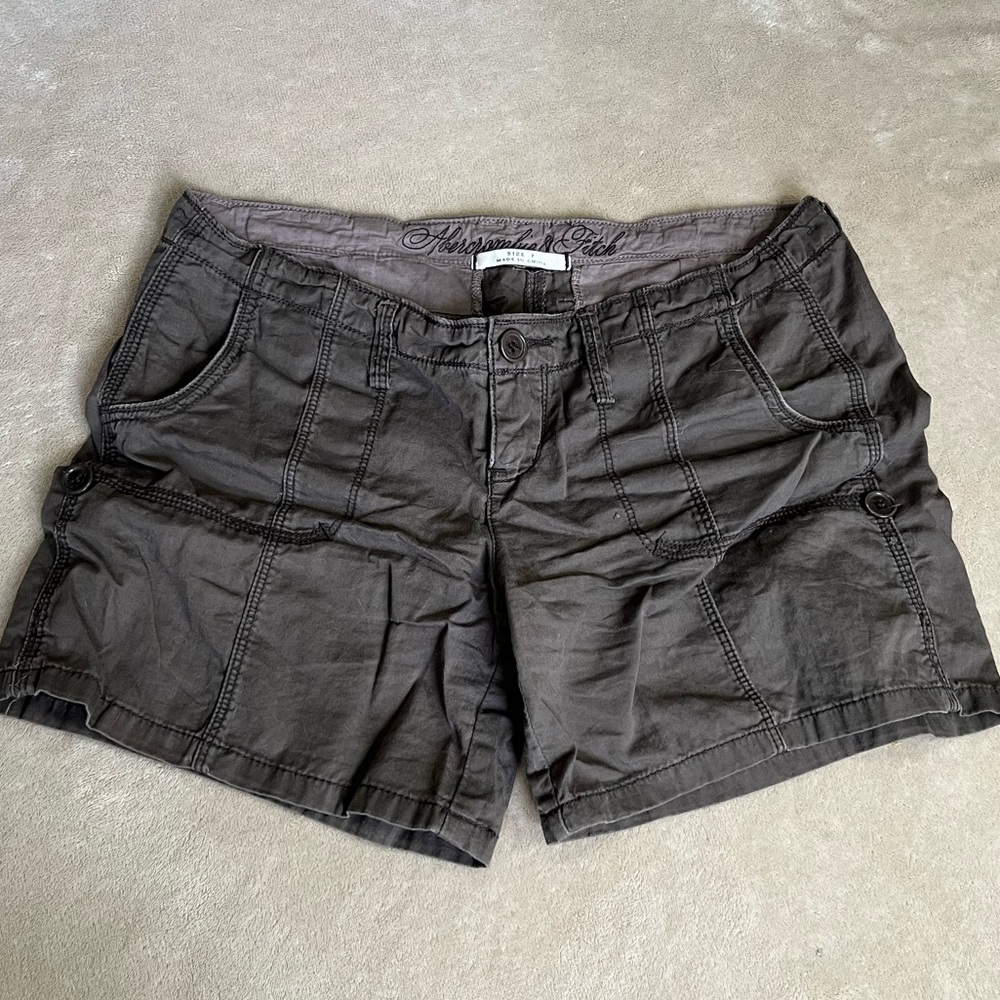 Abercrombie brown shorts!!